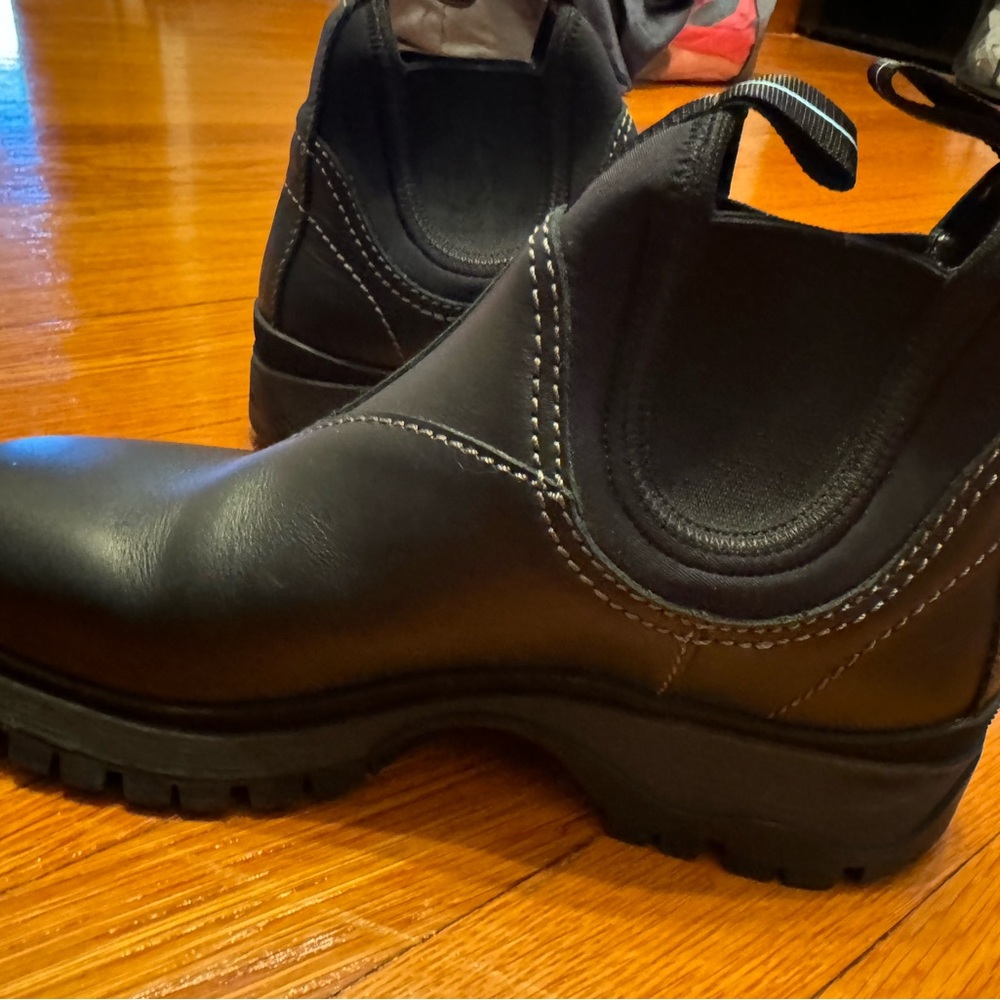 Prada Chelsea Boots - Black Leather - Size 9 - New - Picture 2 of 12